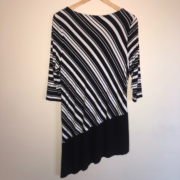 Peter Nygard Slanted Hem Striped Dress Size Large - Picture 3 of 5